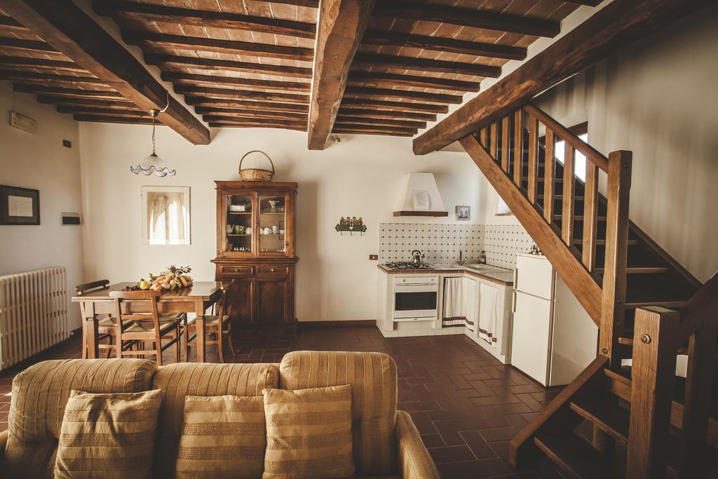 Agriturismo Zampugna Montefollonico Eksteriør billede