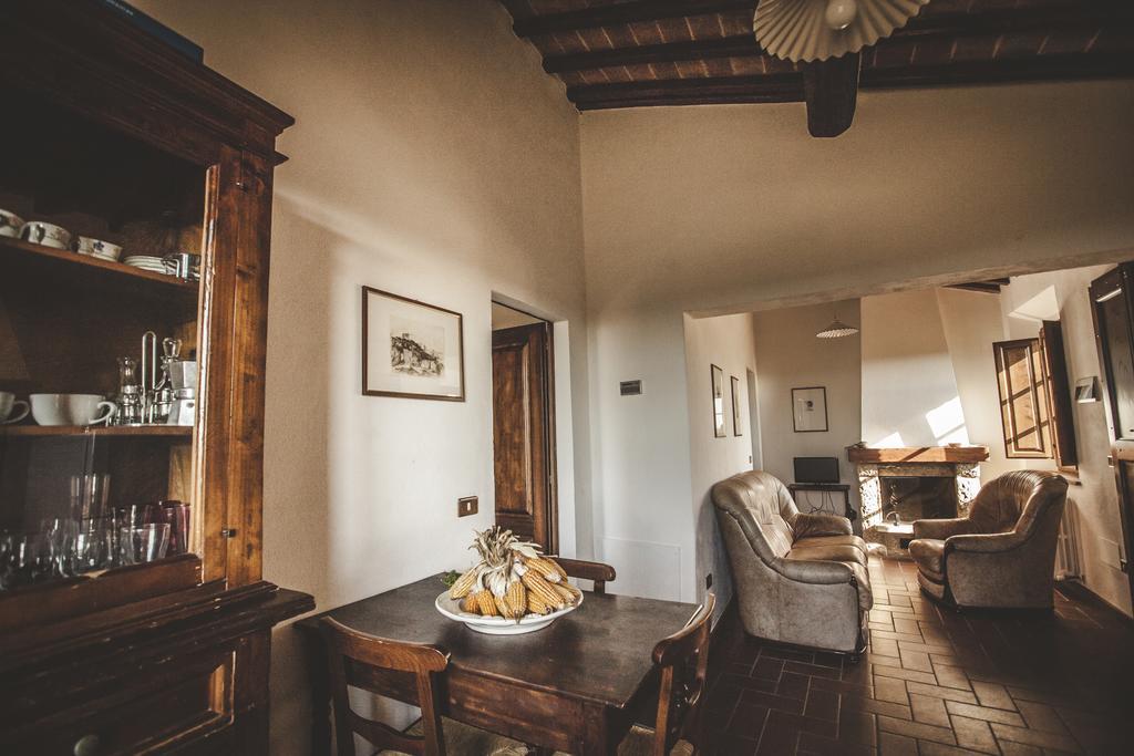 Agriturismo Zampugna Montefollonico Eksteriør billede