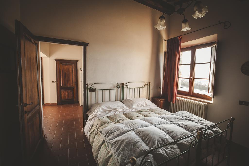 Agriturismo Zampugna Montefollonico Eksteriør billede